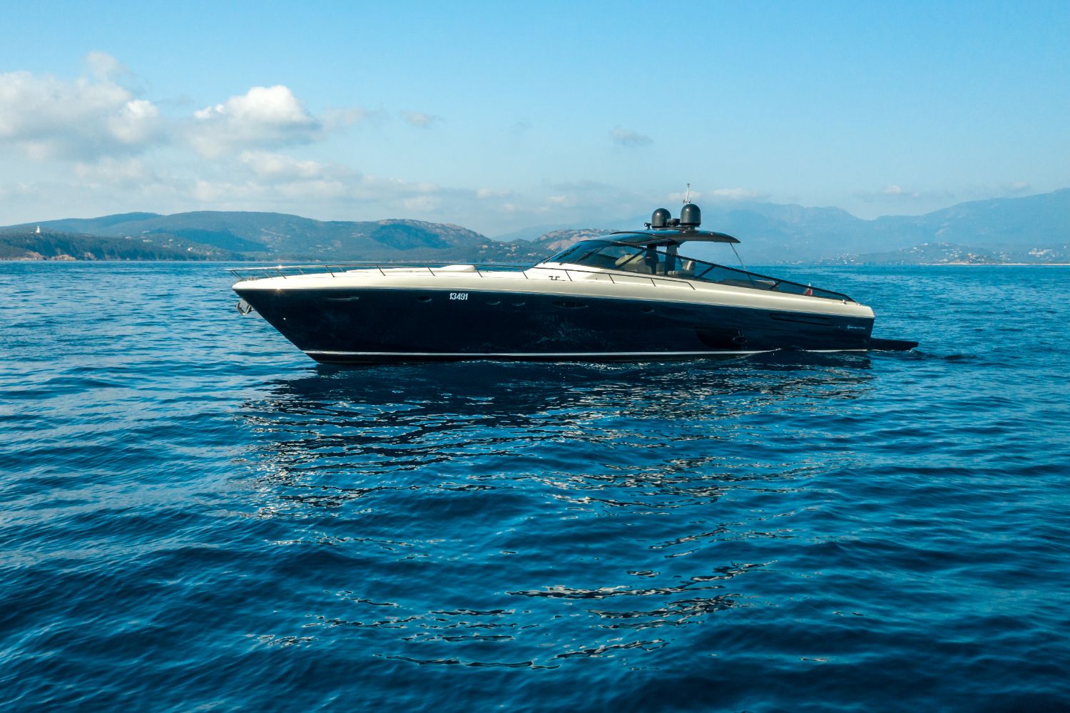 M/Y ITAMA Sold with Superyachtsmonaco