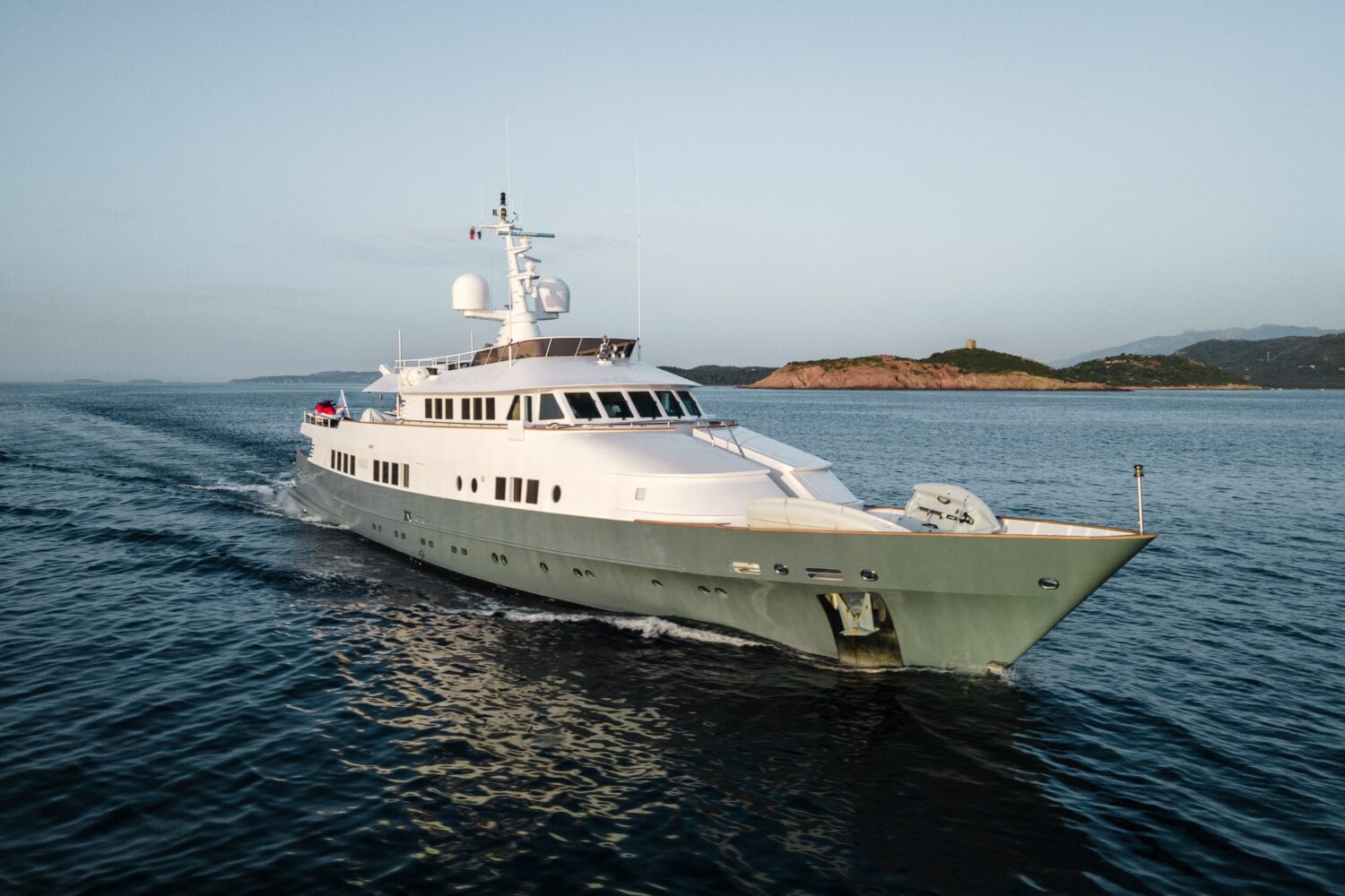 M/Y BERZINC YACHT