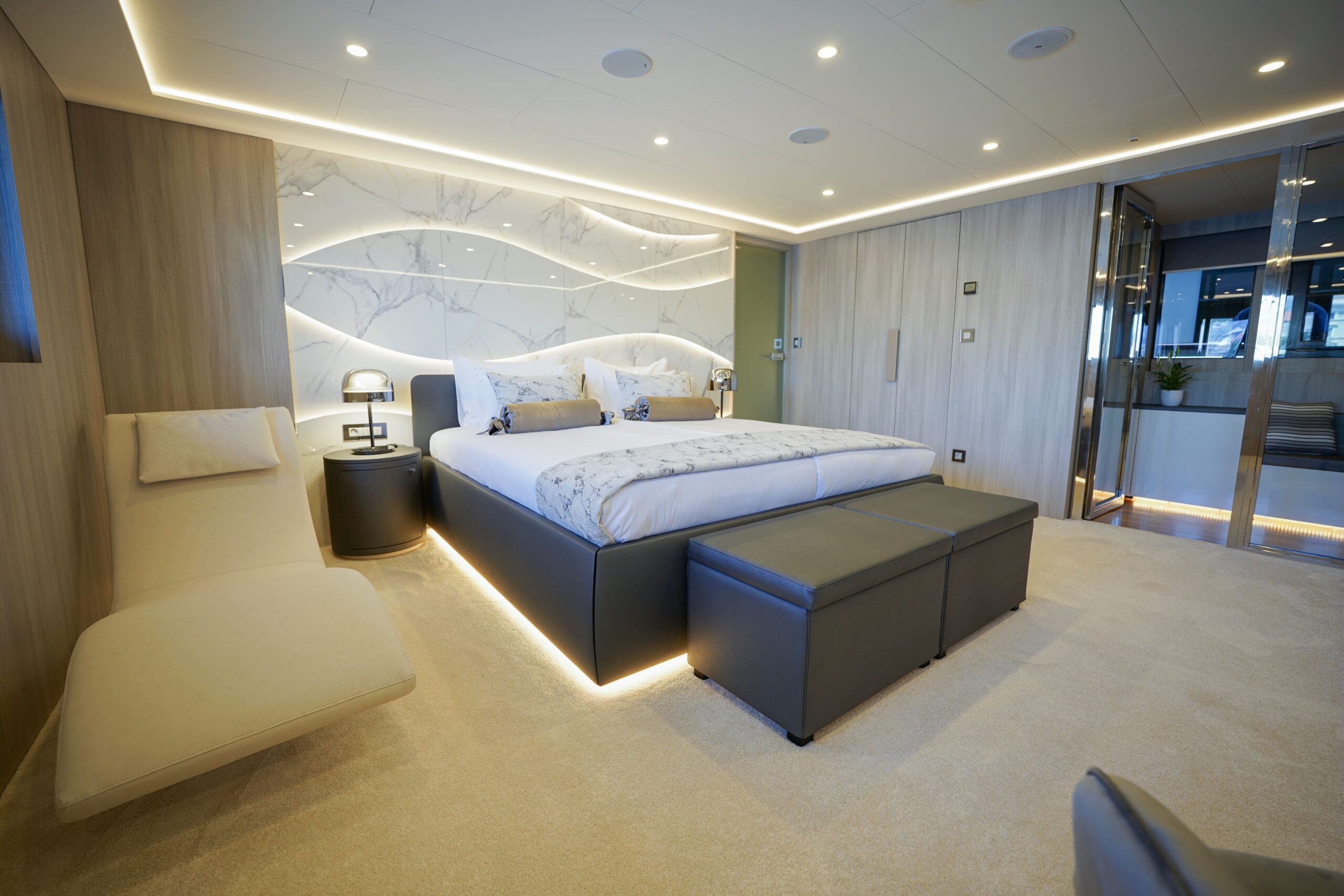 M/Y FREEDOM for charter with SuperYachtsMonaco